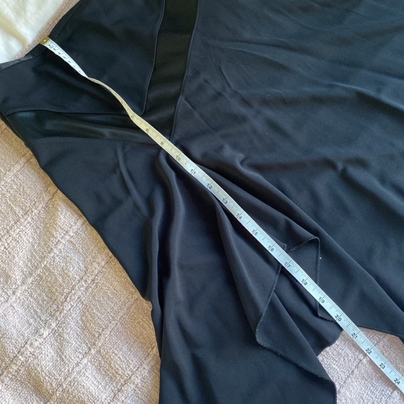 Black flows pencil skirt Express size small - Picture 6 of 7